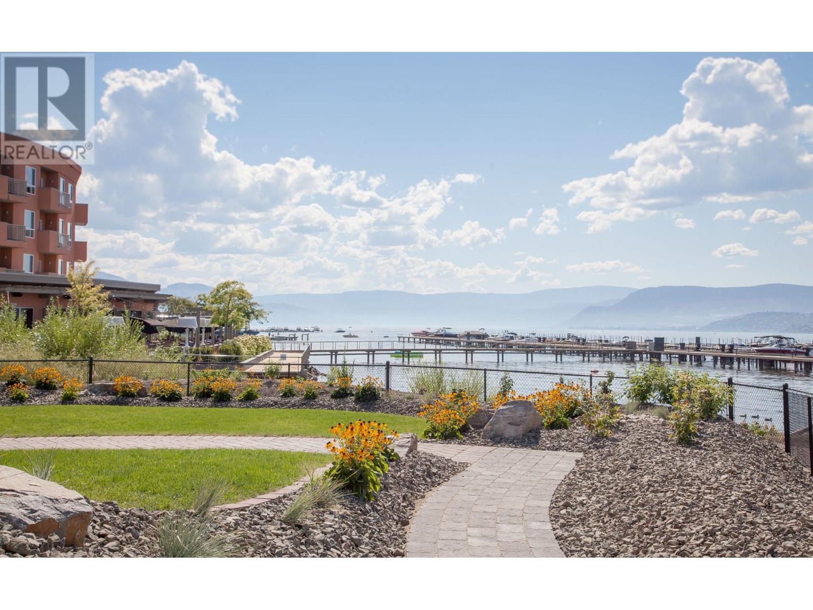 4 3756 Lakeshore Road, Kelowna