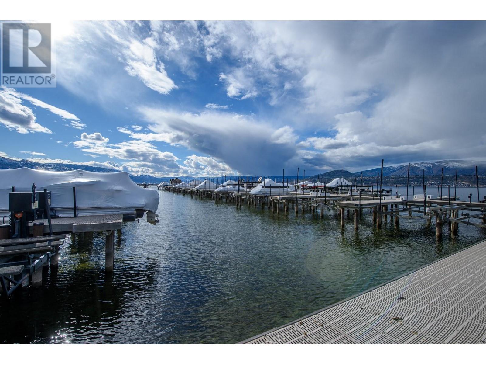 4 3756 Lakeshore Road, Kelowna