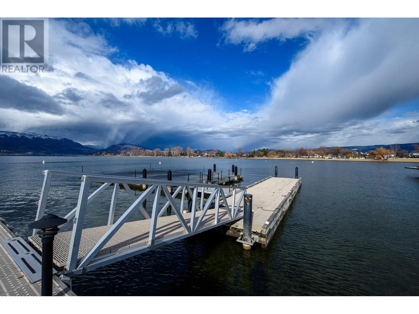 4 3756 Lakeshore Road, Kelowna