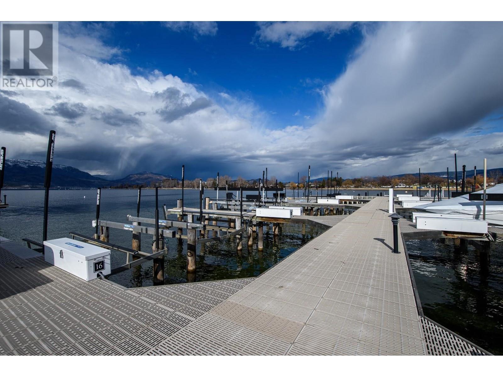 4 3756 Lakeshore Road, Kelowna