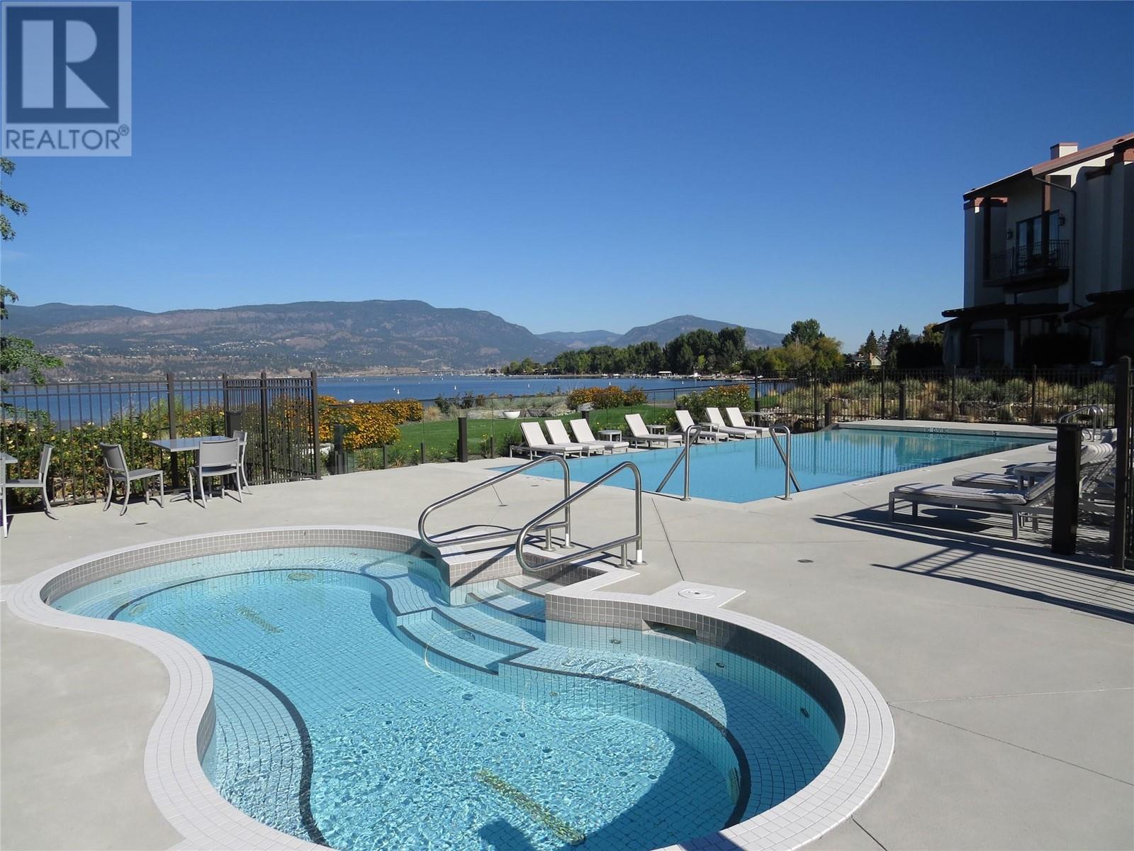 4 3756 Lakeshore Road, Kelowna