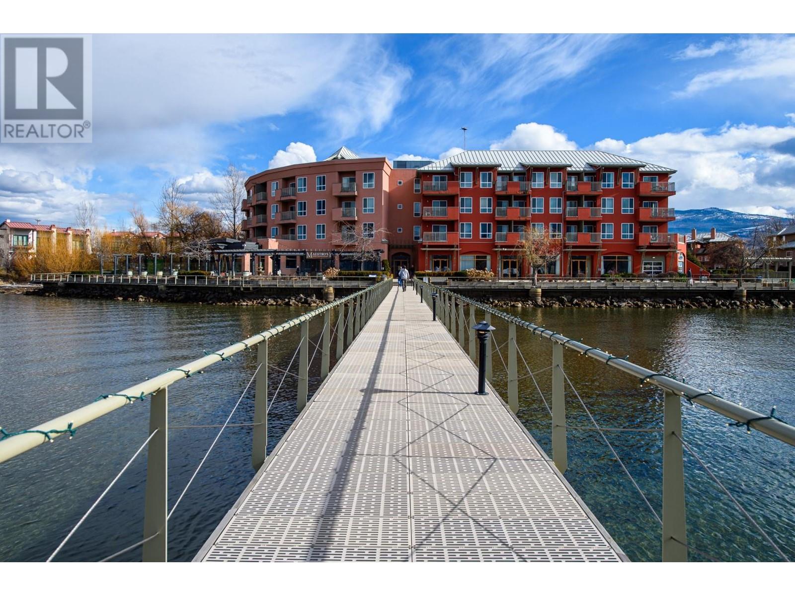 4 3756 Lakeshore Road, Kelowna