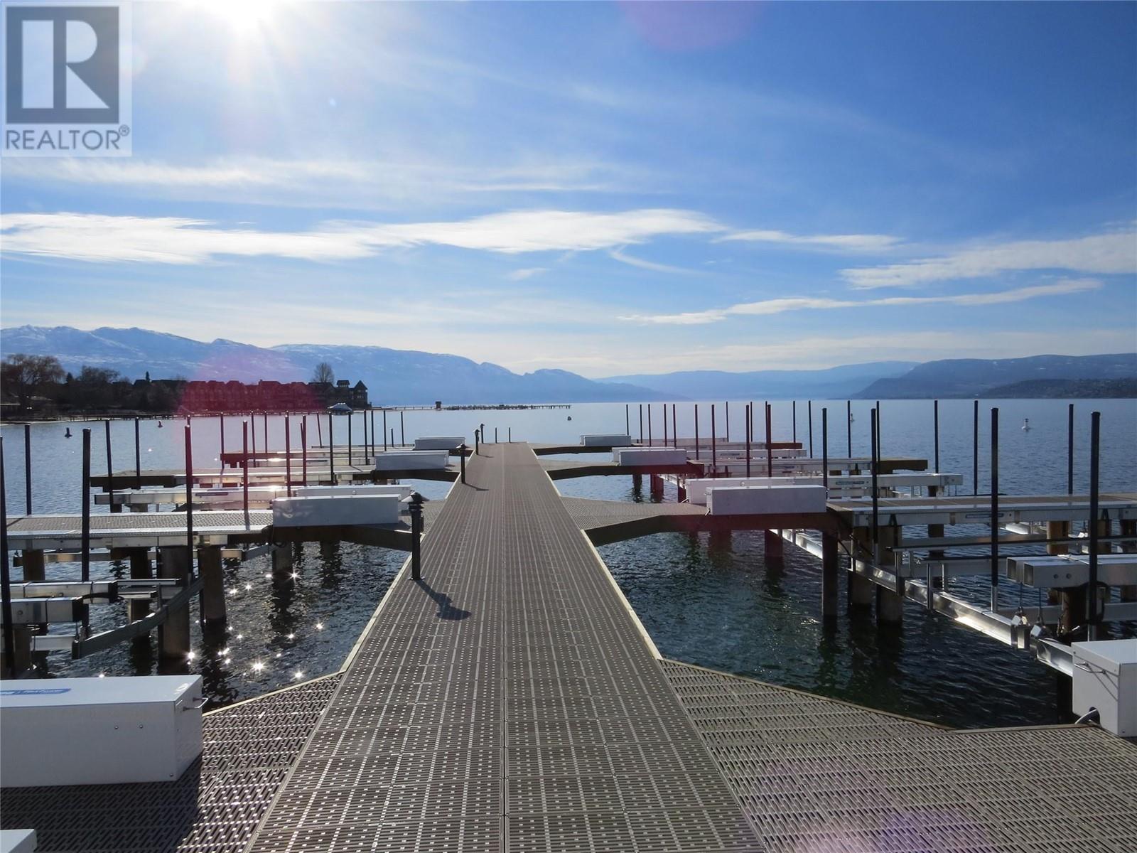 4 3756 Lakeshore Road, Kelowna