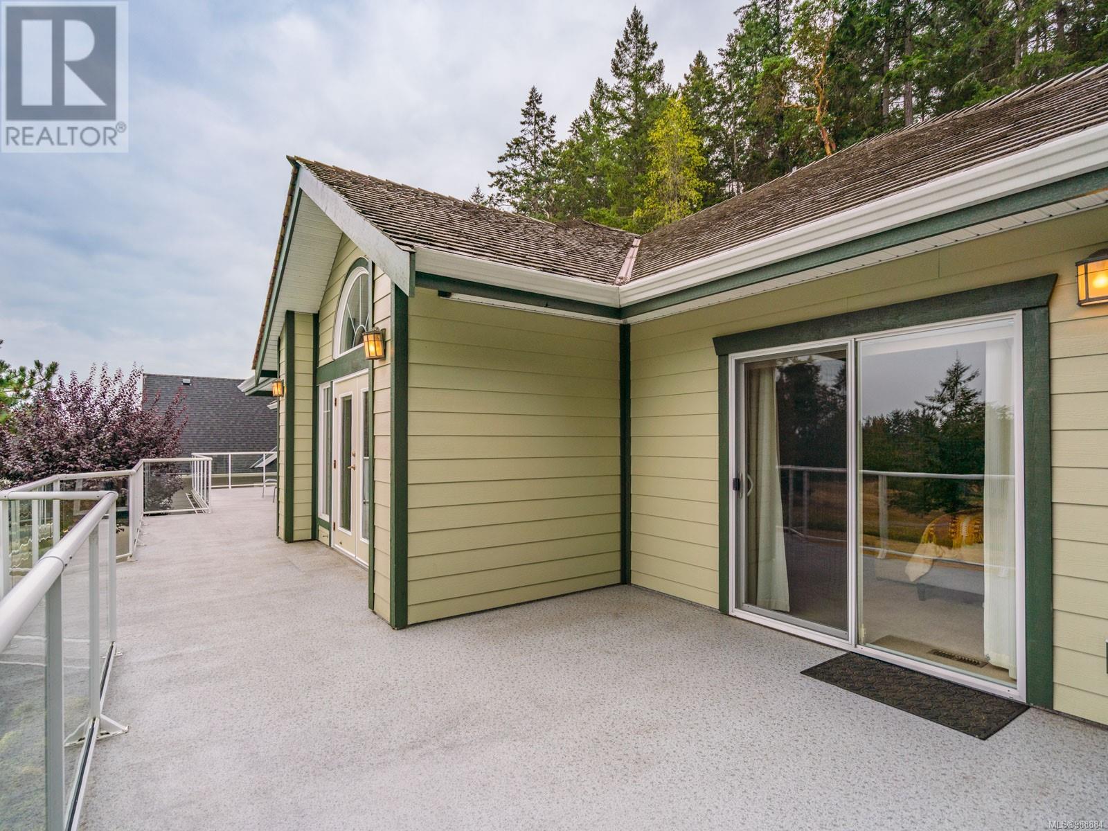 Photo 3 of 2612 Andover Rd, Nanoose Bay BC