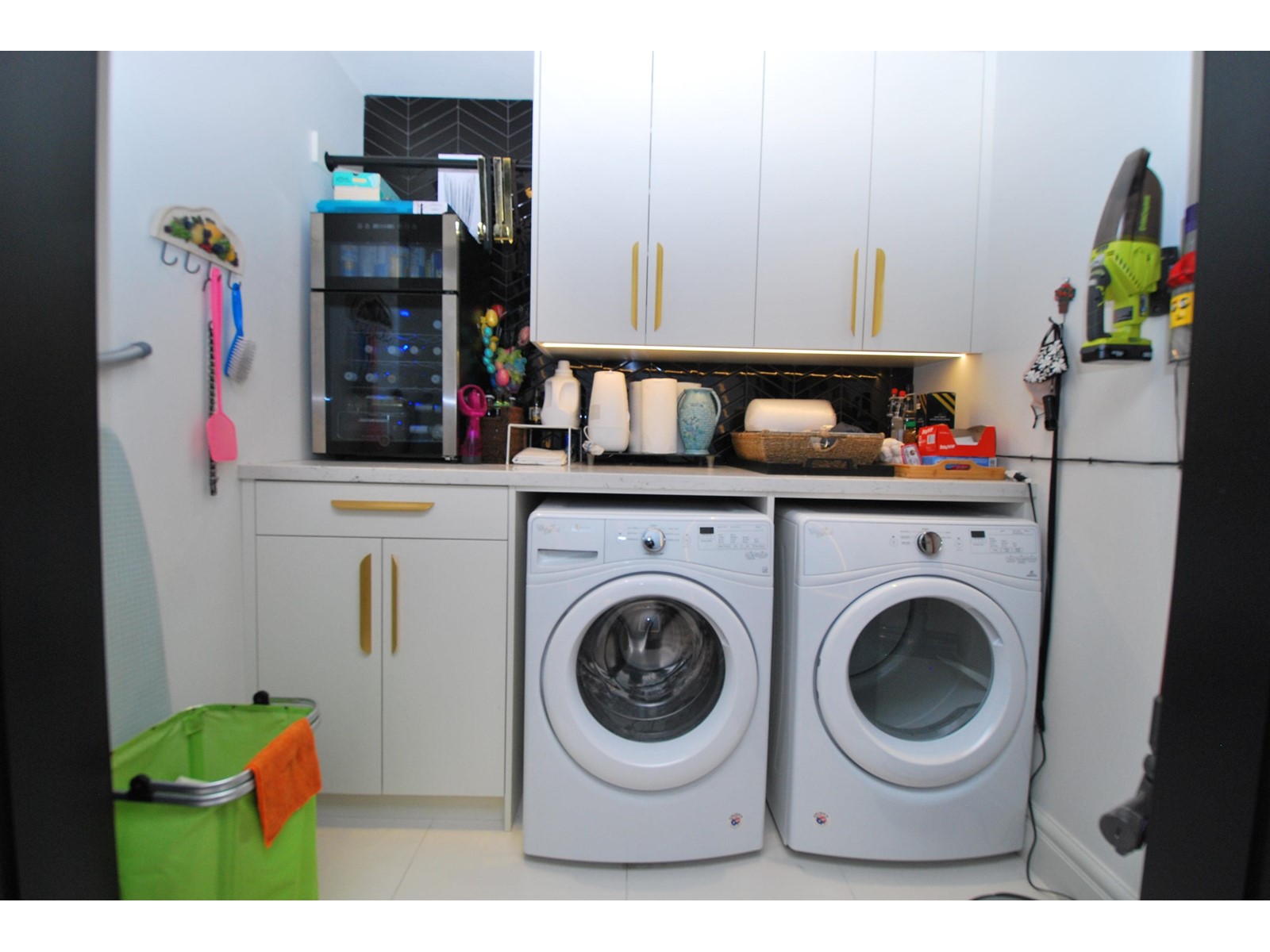 101 15219 ROYAL AVENUE, White Rock real estate listing R2962307