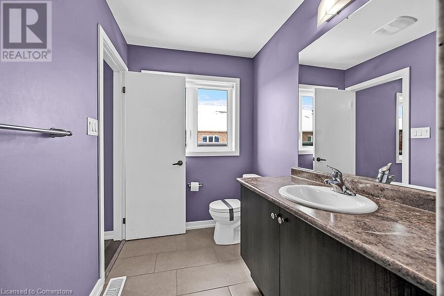 Photo 15 of 457 Queen Mary Drive, Brampton ON