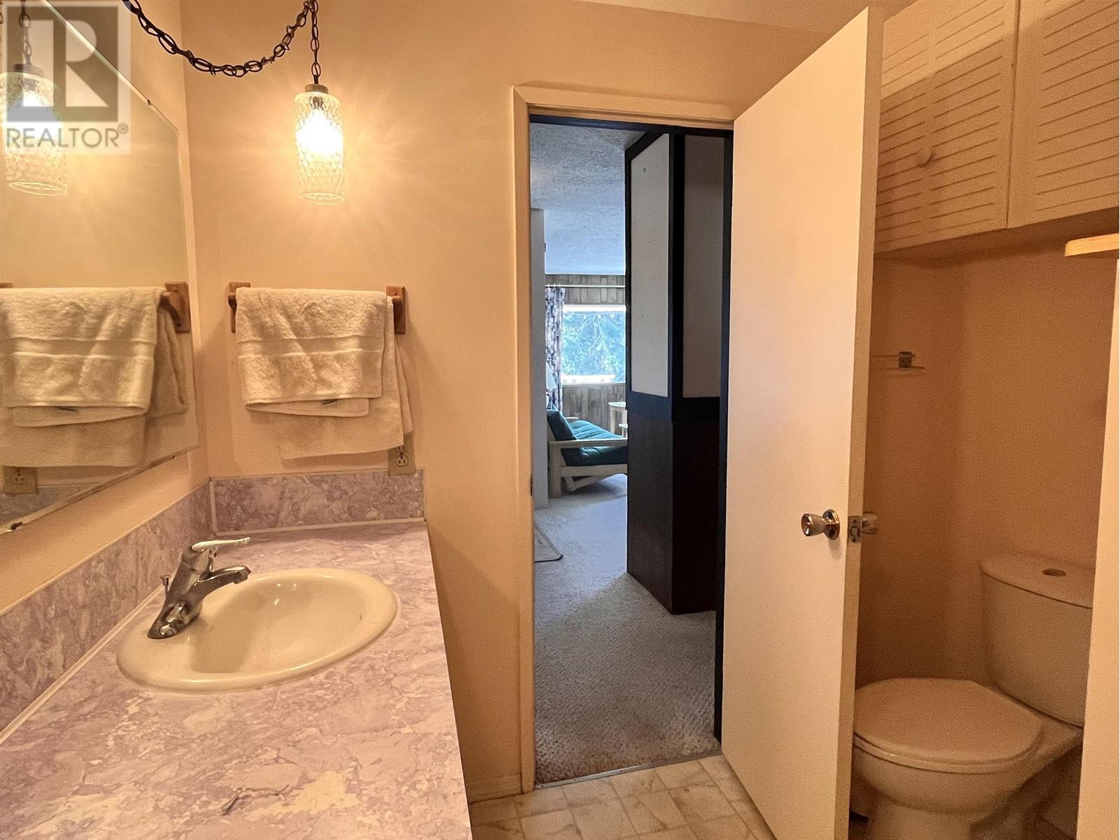 3800 EMERALD CRESCENT, Lac La Hache