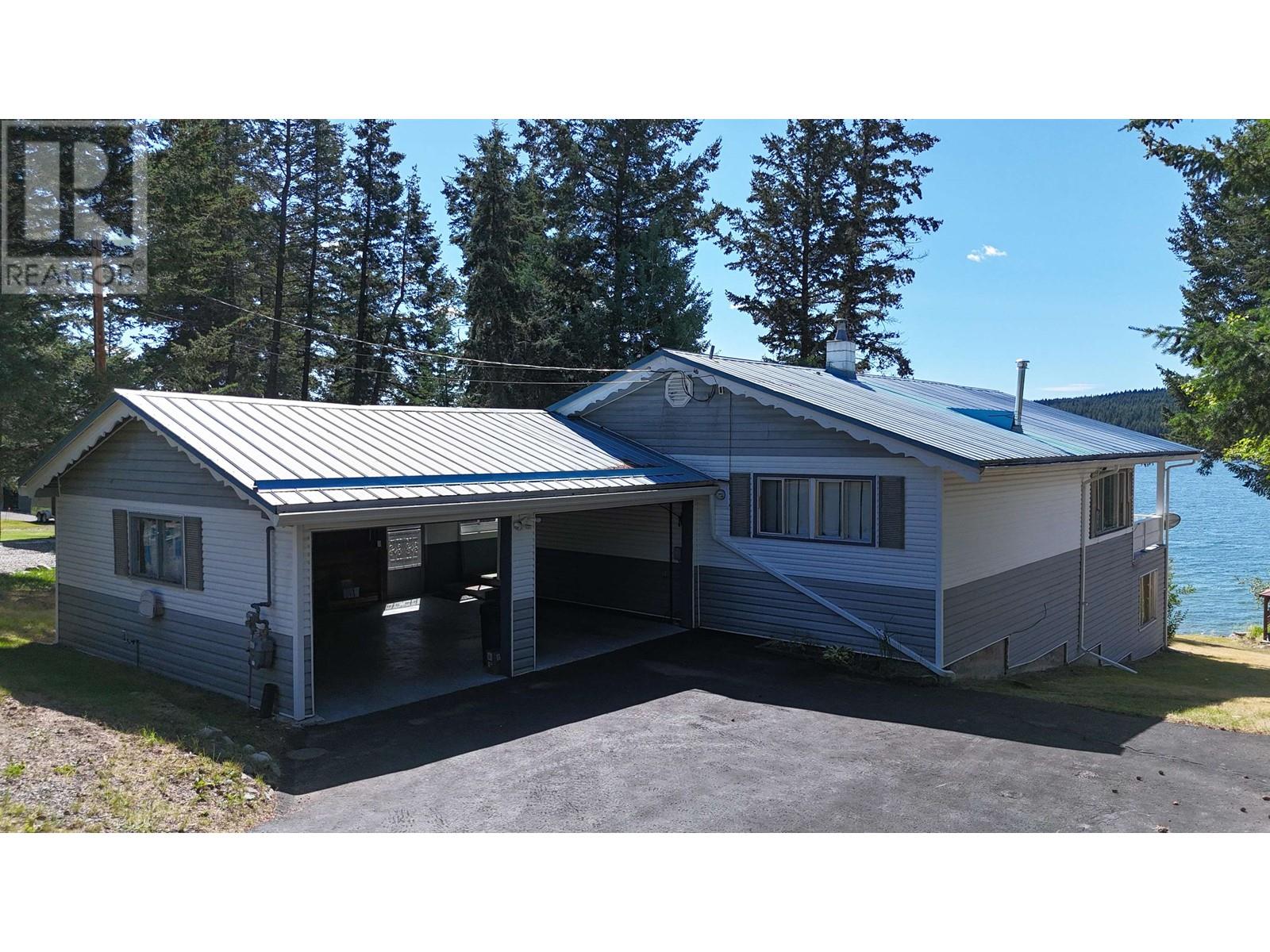 3800 EMERALD CRESCENT, Lac La Hache