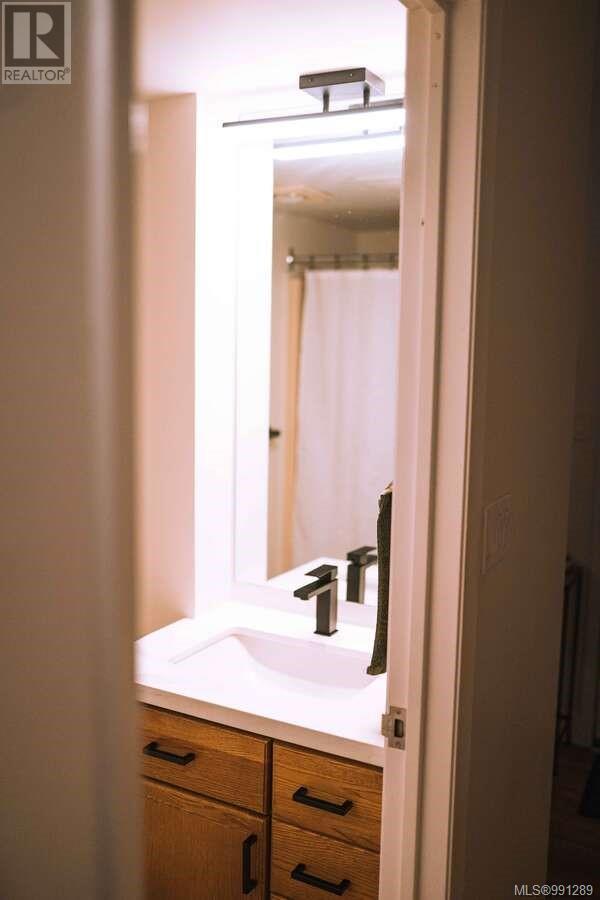 201 220 Townsite Rd, Nanaimo real estate listing 991289