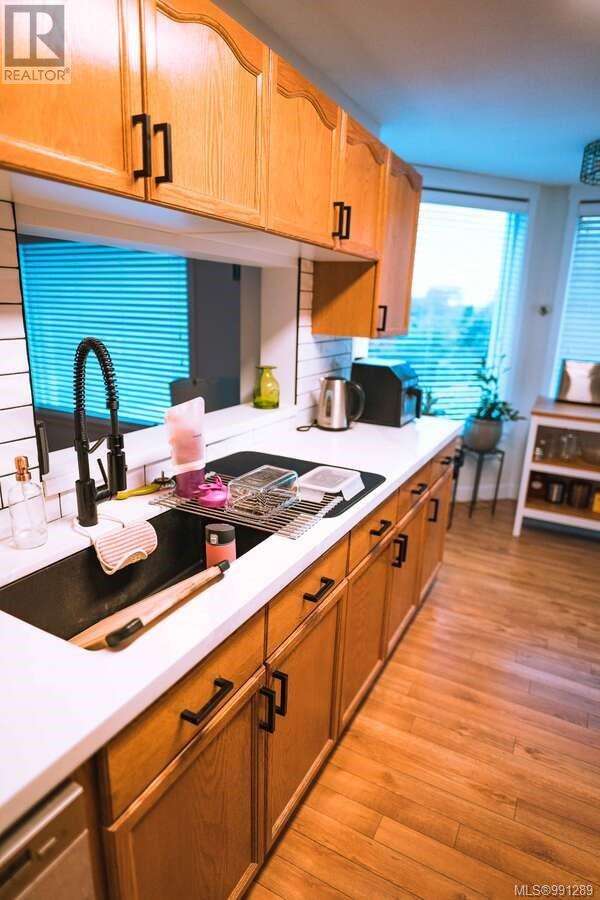 201 220 Townsite Rd, Nanaimo real estate listing 991289