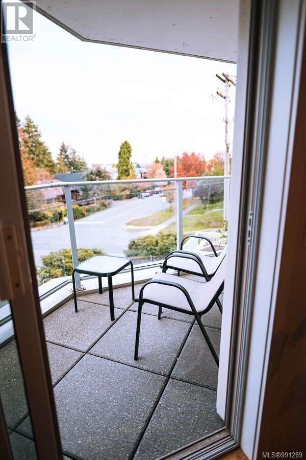 201 220 Townsite Rd, Nanaimo real estate listing 991289