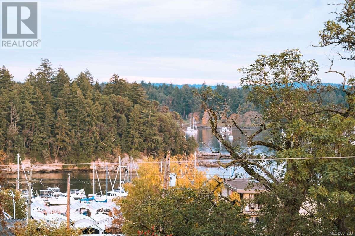 201 220 Townsite Rd, Nanaimo