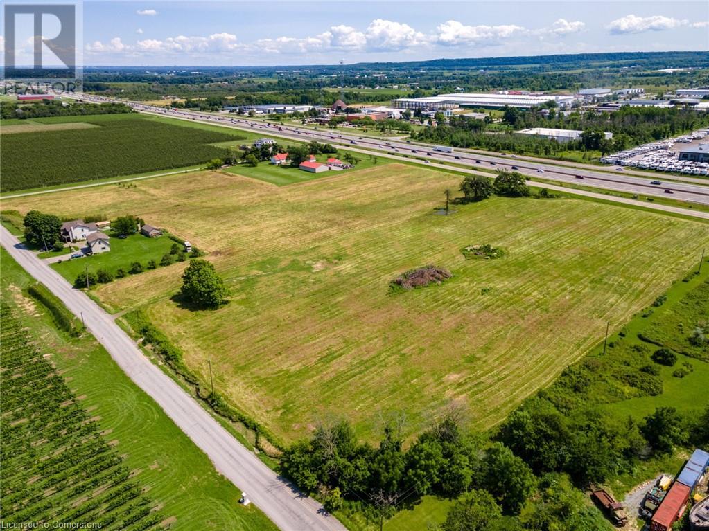 Photo 10 of 4766 Bartlett Road N, Beamsville ON