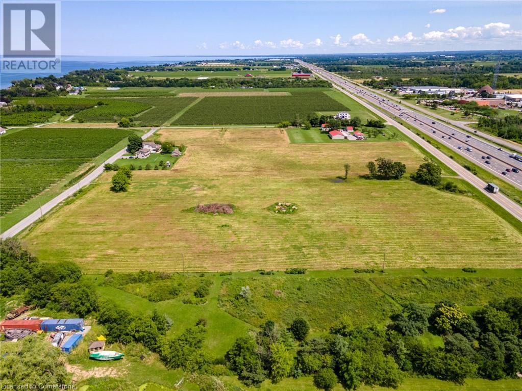 Photo 11 of 4766 Bartlett Road N, Beamsville ON