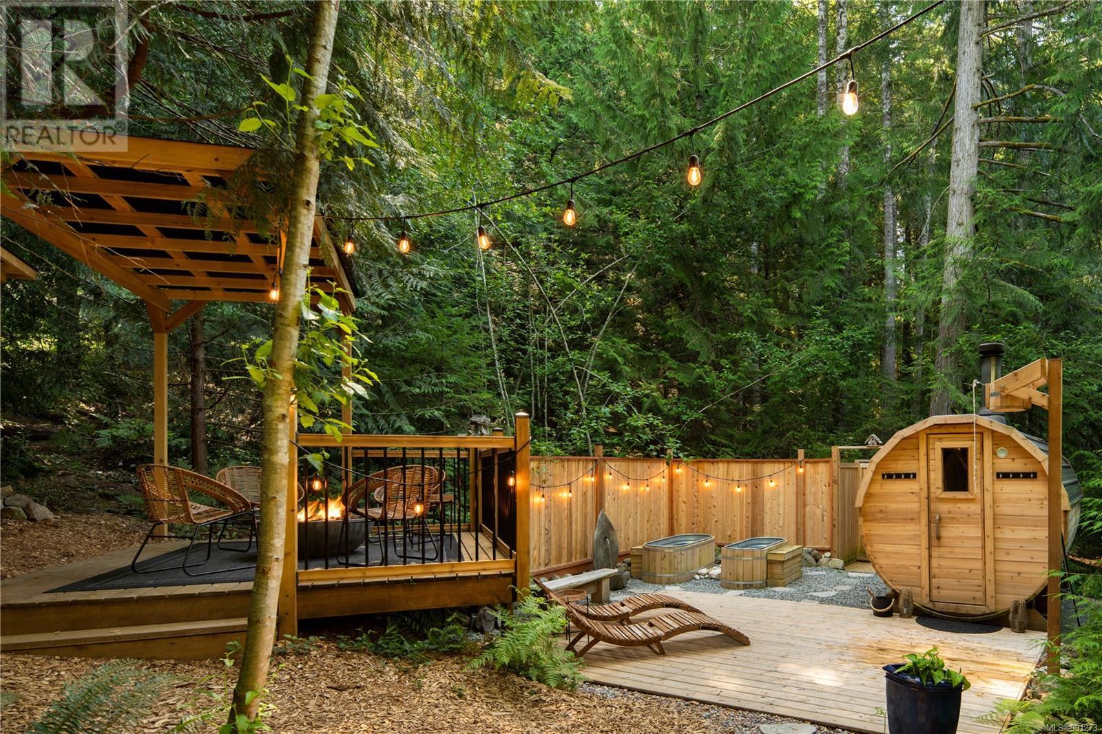  2795 Meadowview Road, Shawnigan Lake