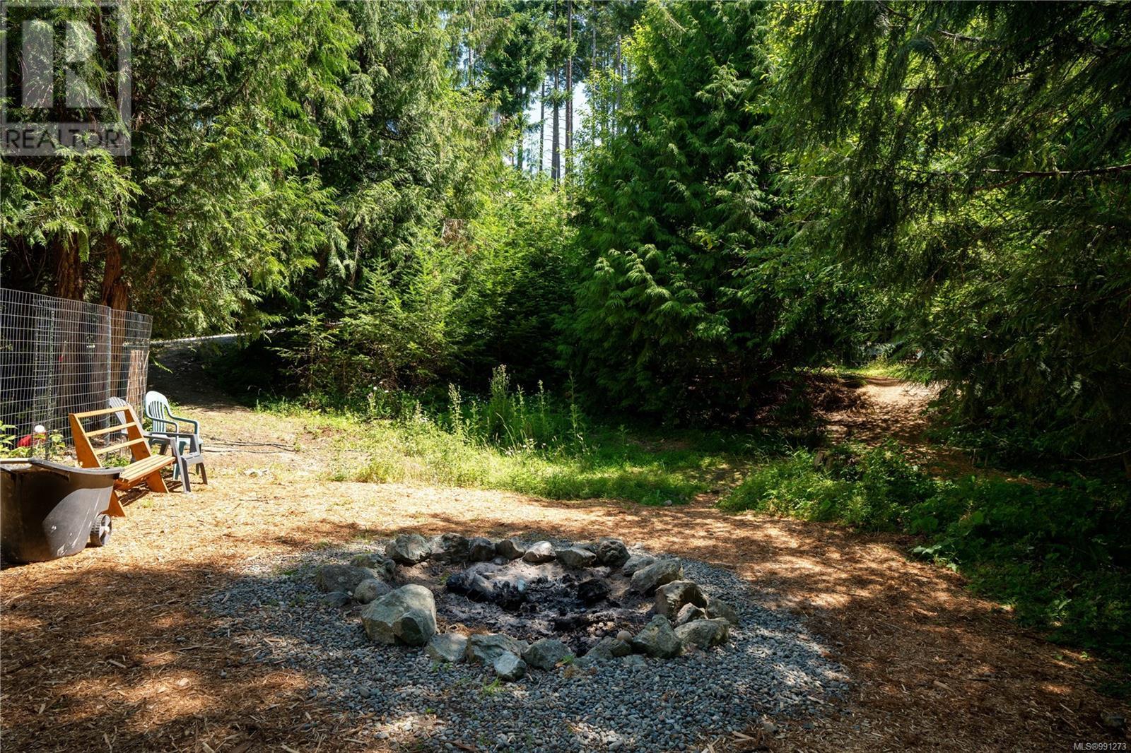  2795 Meadowview Road, Shawnigan Lake
