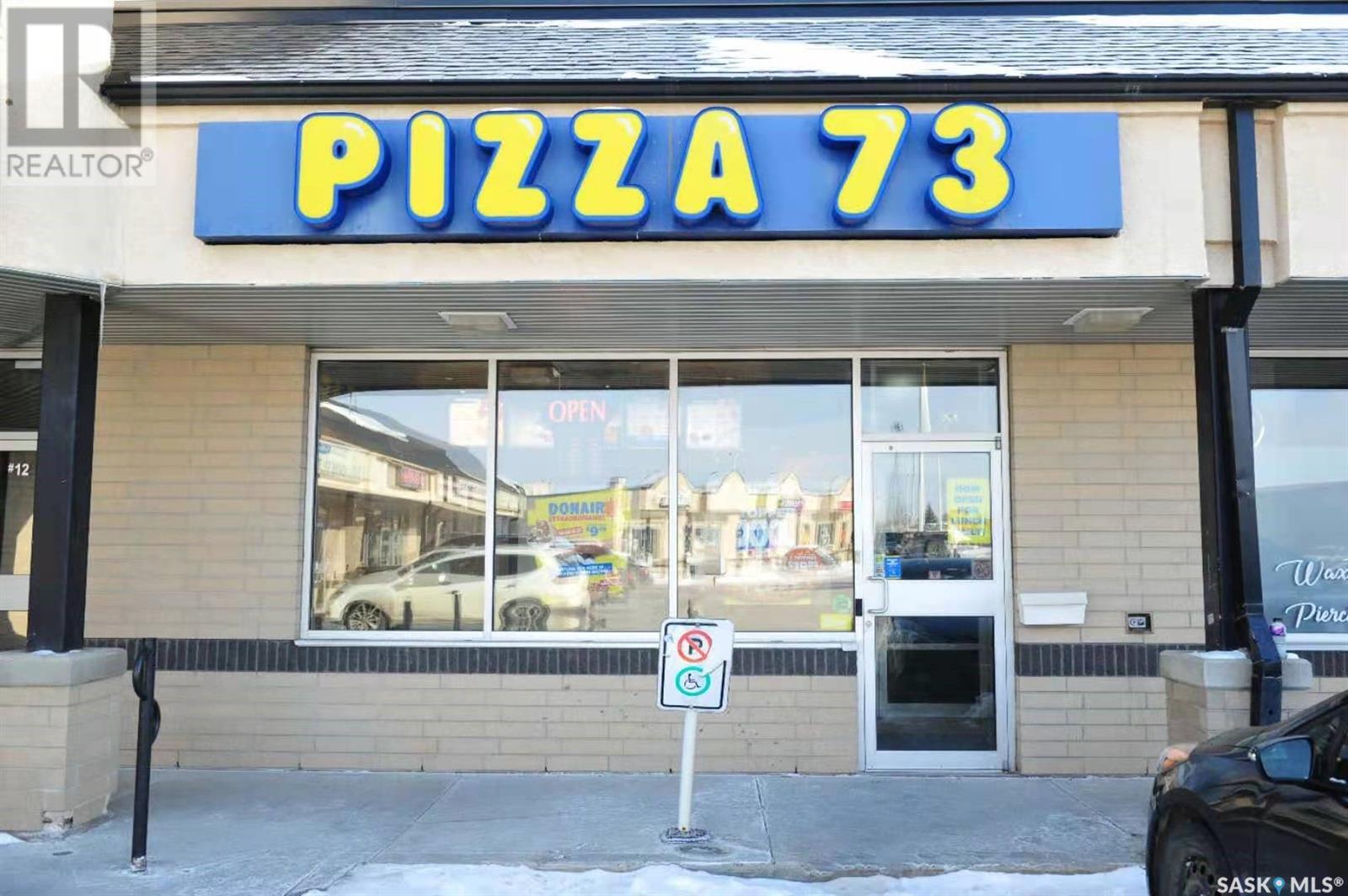 Photo 2 of 13 410 Ludlow Street, Saskatoon SK