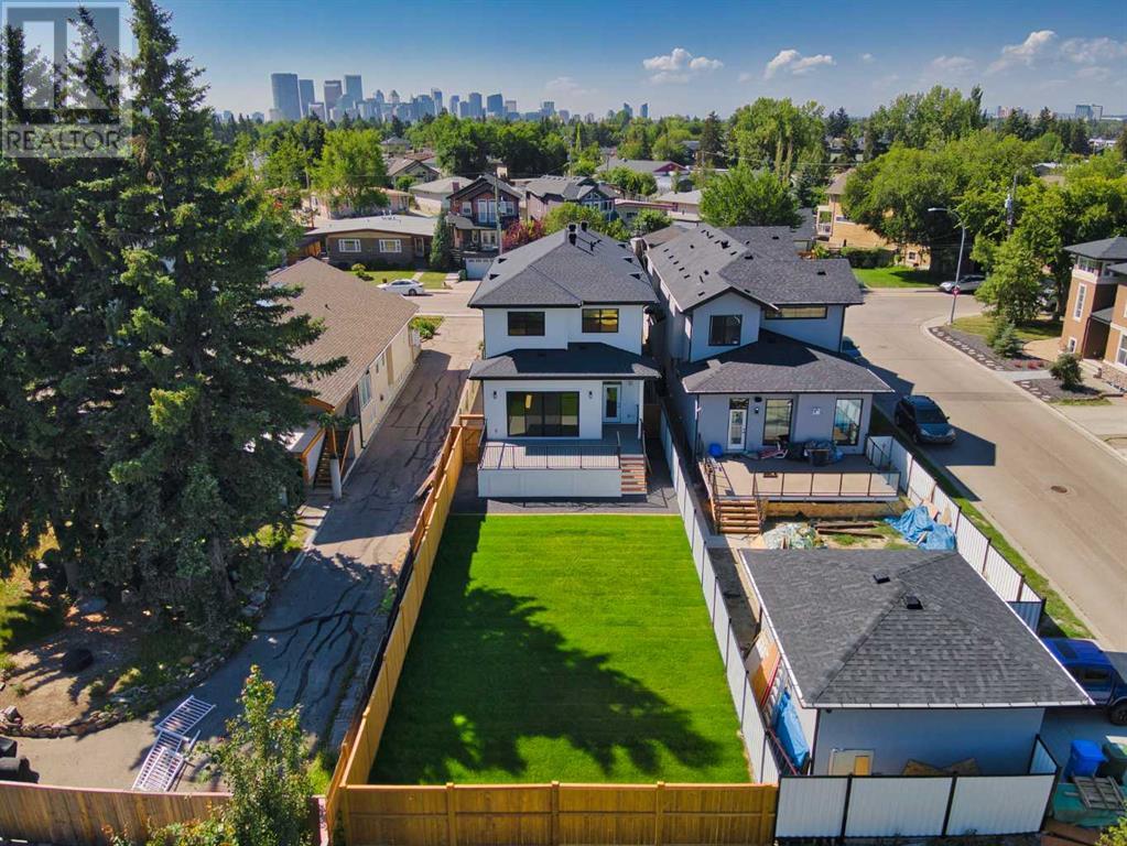 Single Family House for Sale in   Avenue NE Winston Heights/Mountview Calgary 