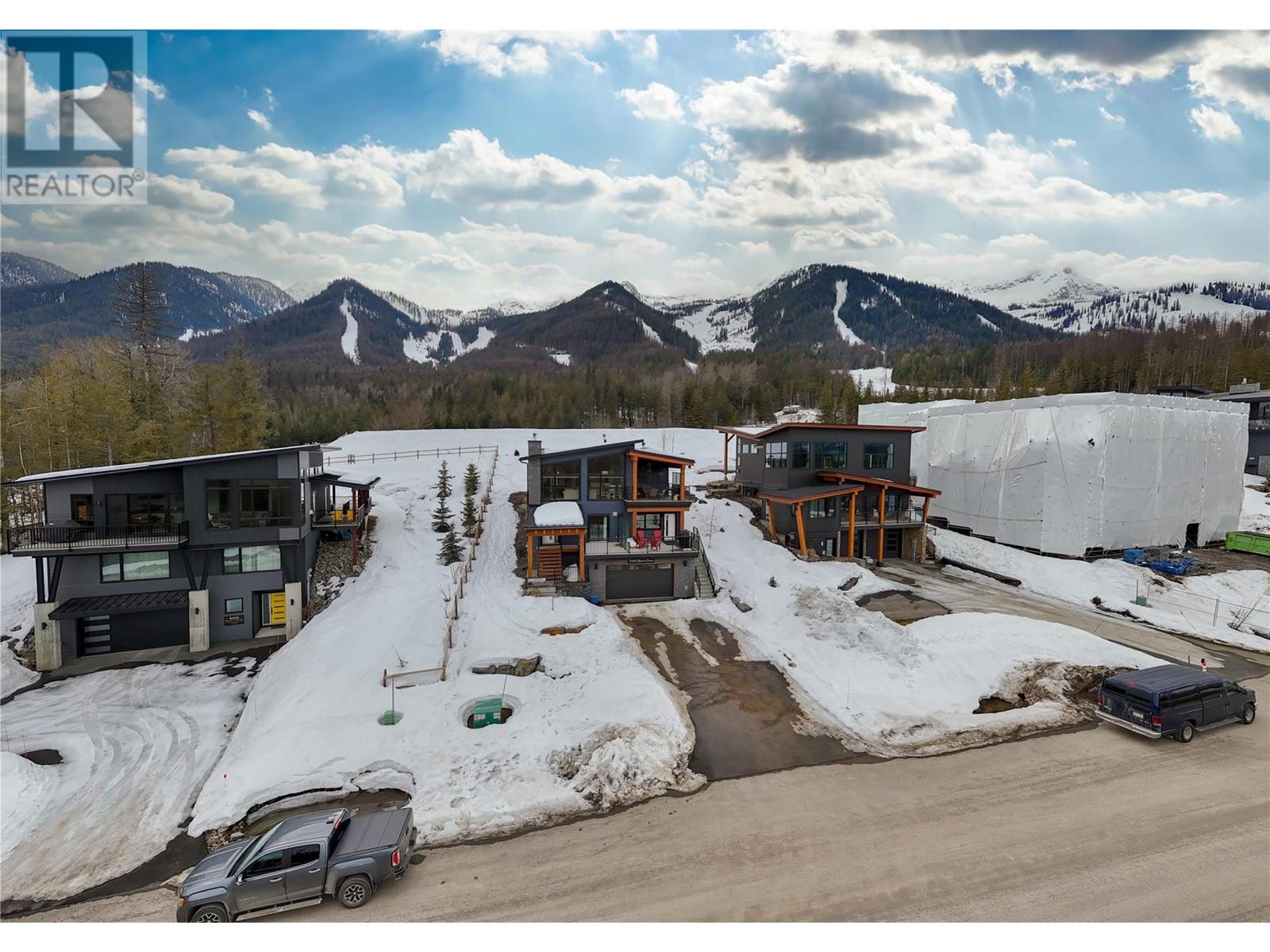 5418 Resort Drive, Fernie