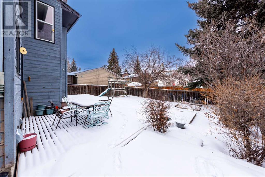 Single Family House for Sale in  Millbank Crescent SW Millrise Calgary 