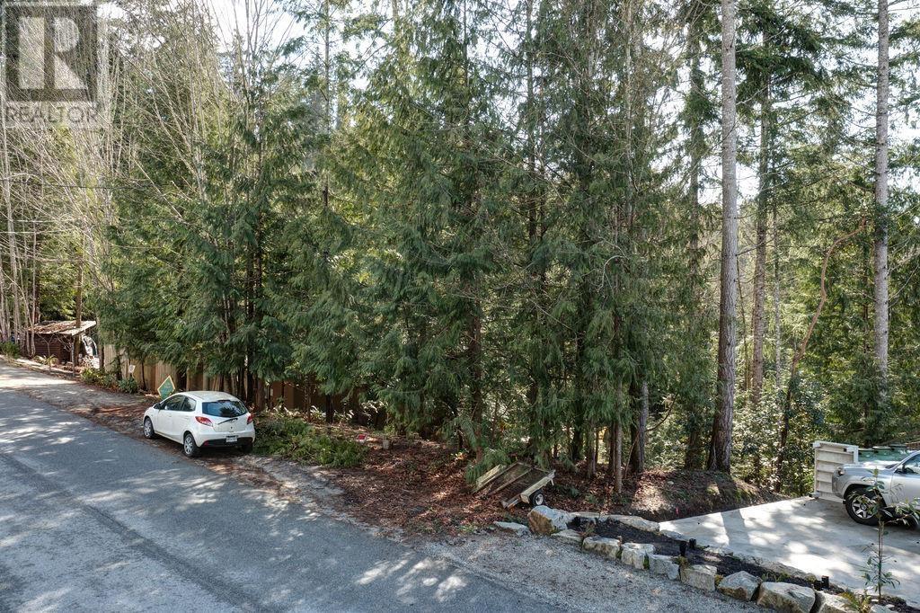 LOT 71 KLAHANIE DRIVE, Sechelt