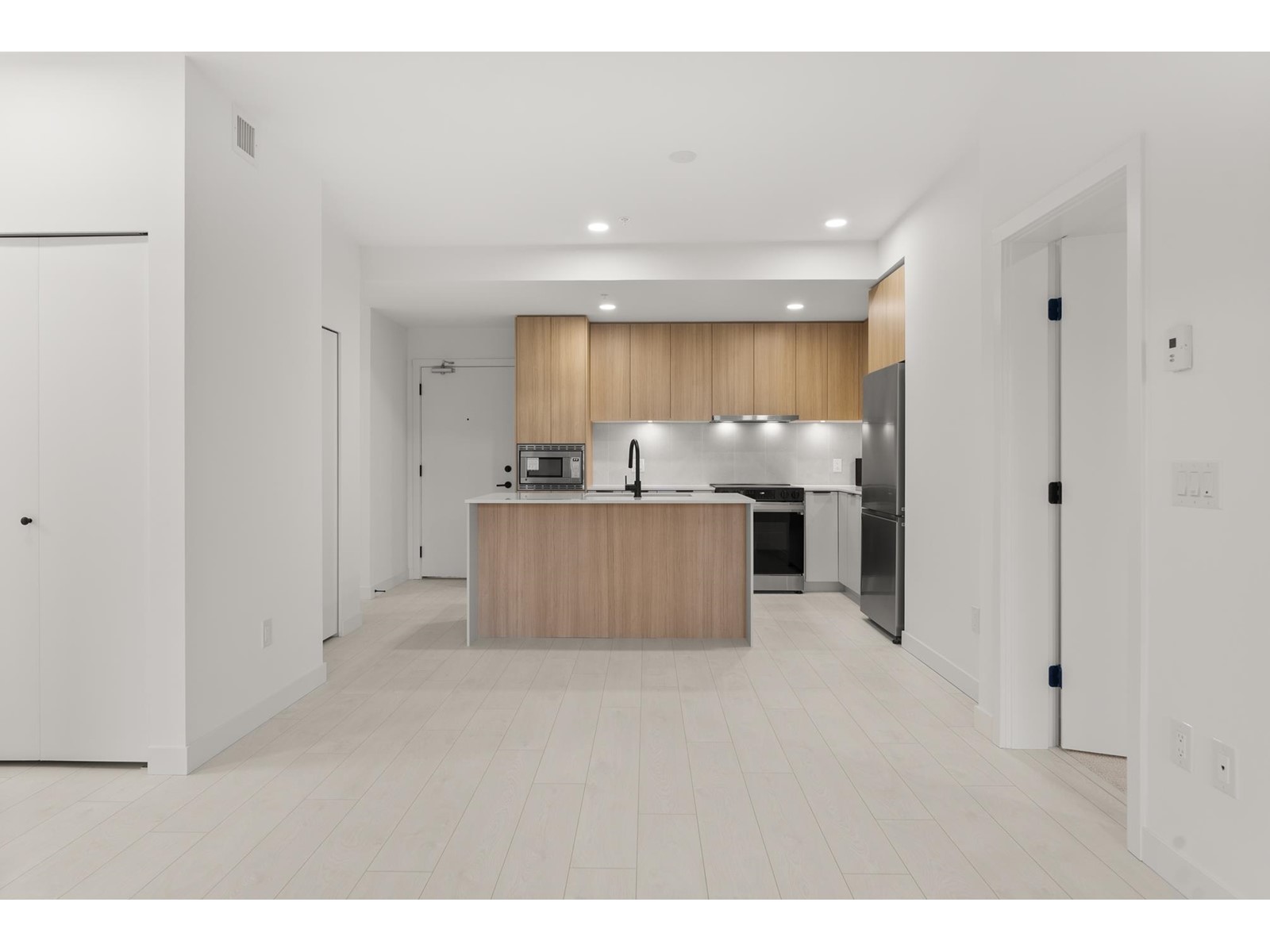 527 9456 134 STREET, Surrey