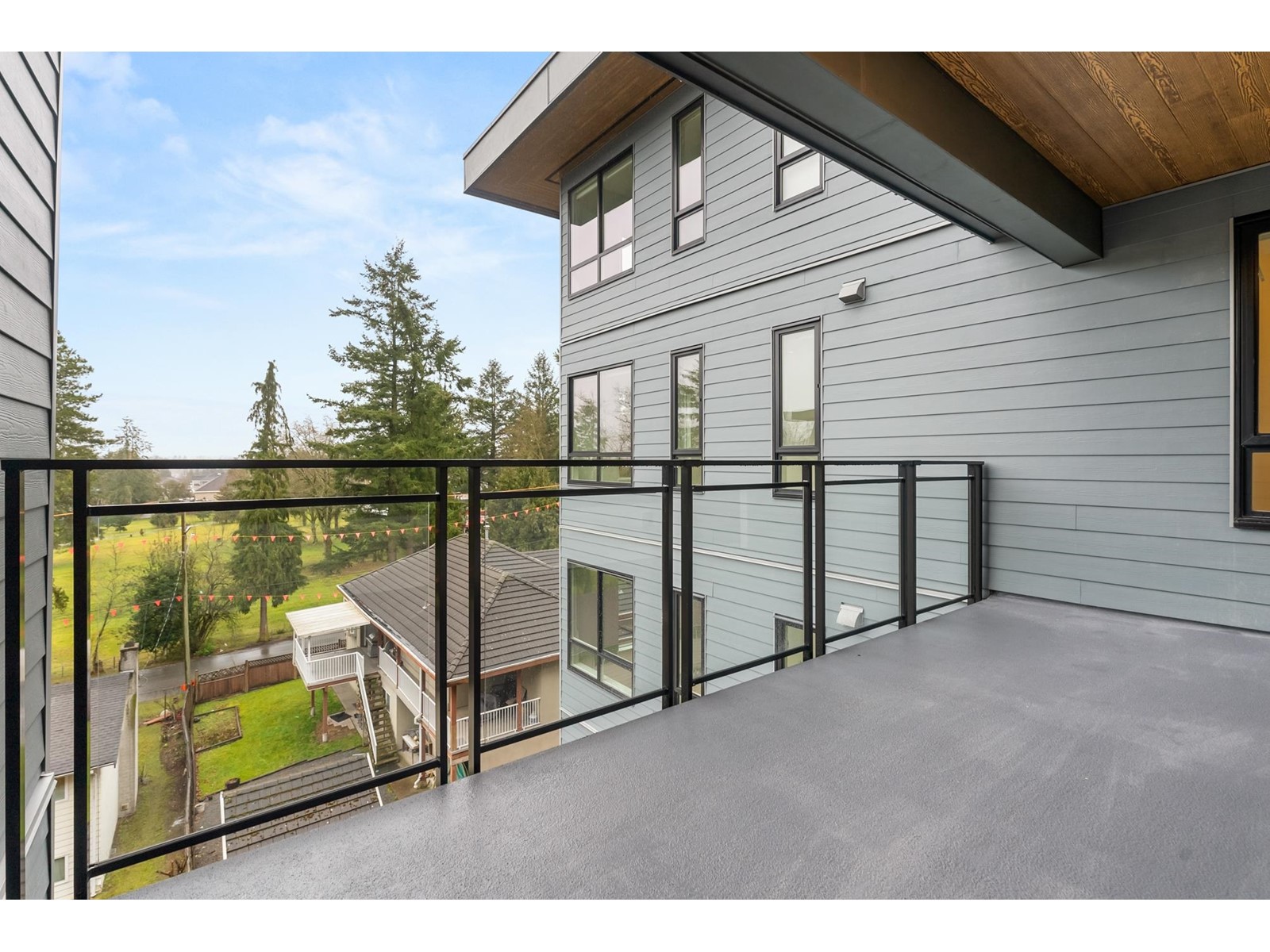 527 9456 134 STREET, Surrey