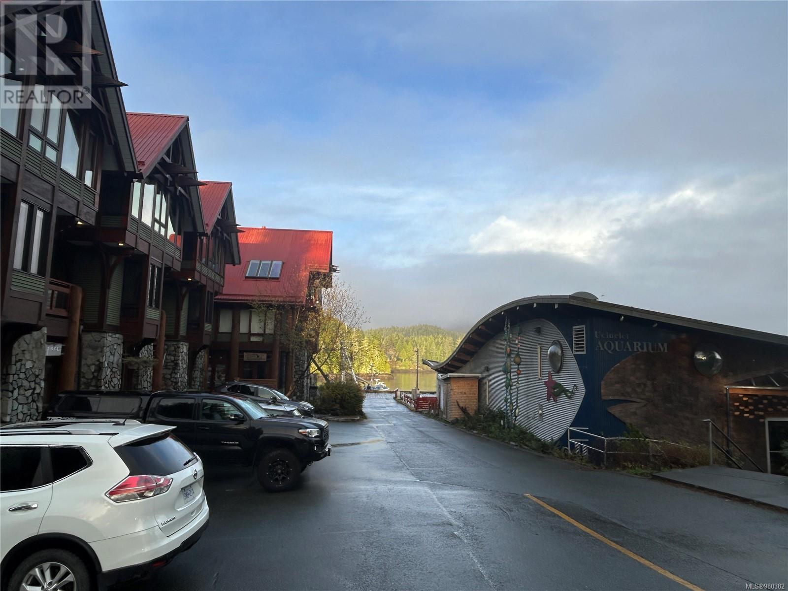 6 1645 Cedar Rd, Ucluelet