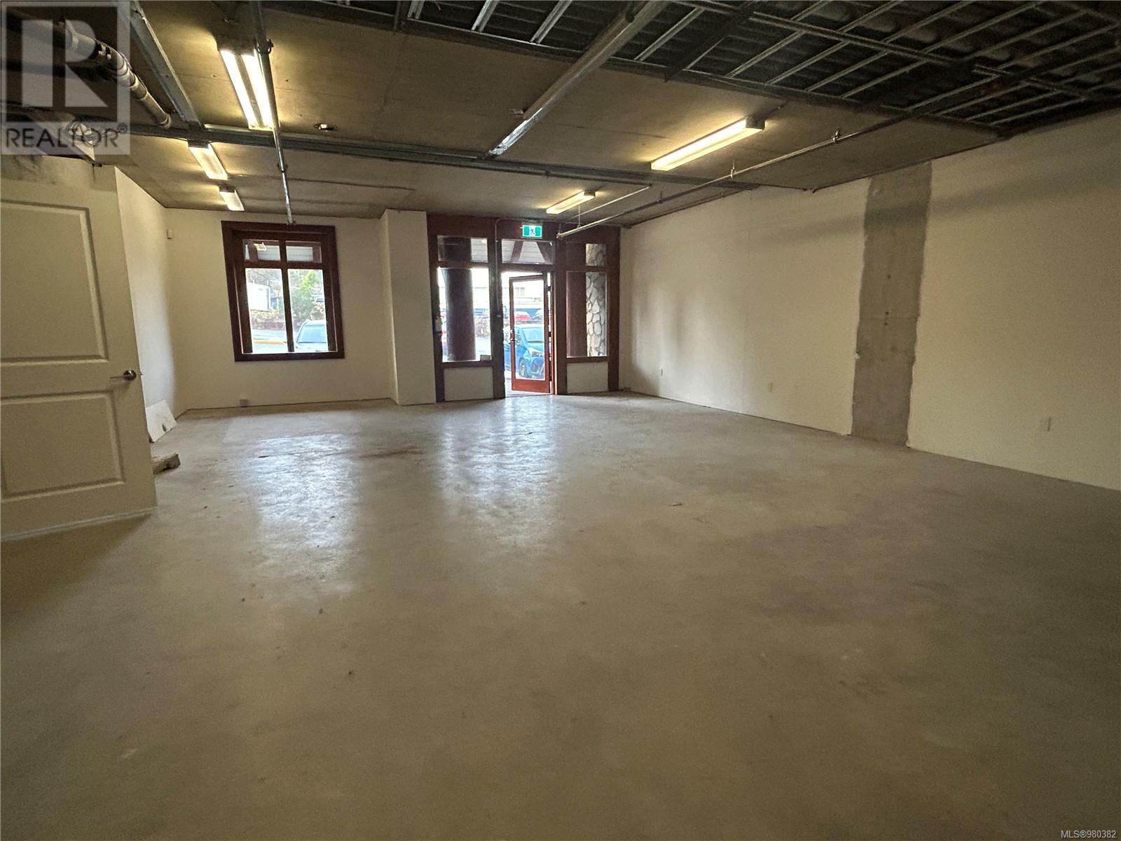 6 1645 Cedar Rd, Ucluelet