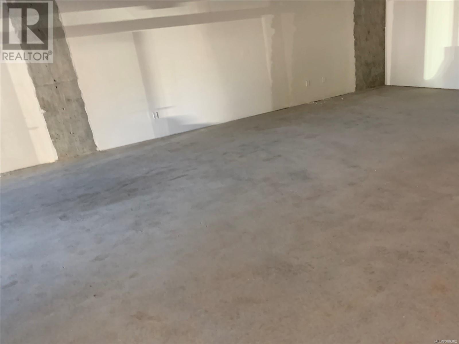 6 1645 Cedar Rd, Ucluelet