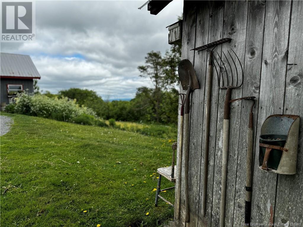 76 Hill Road,Kingston,,