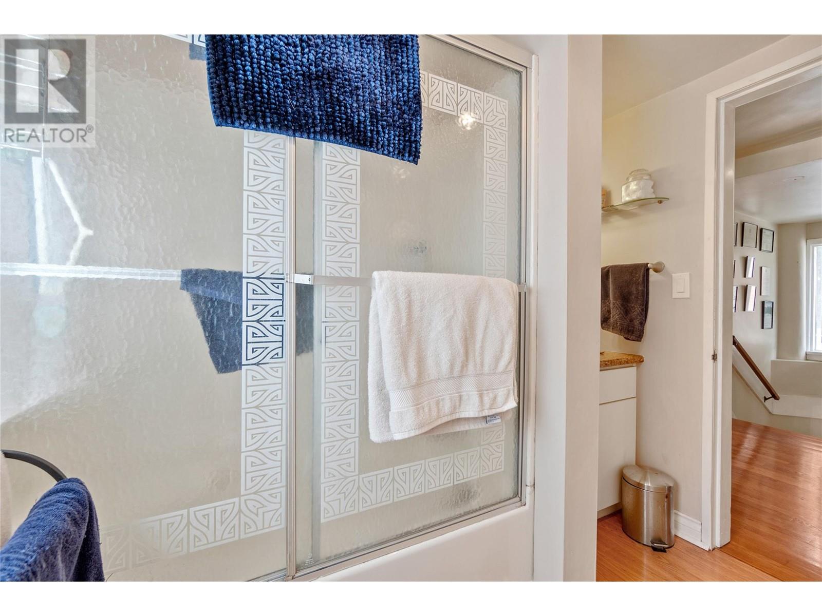 2612 COLUMBIA Avenue, Castlegar