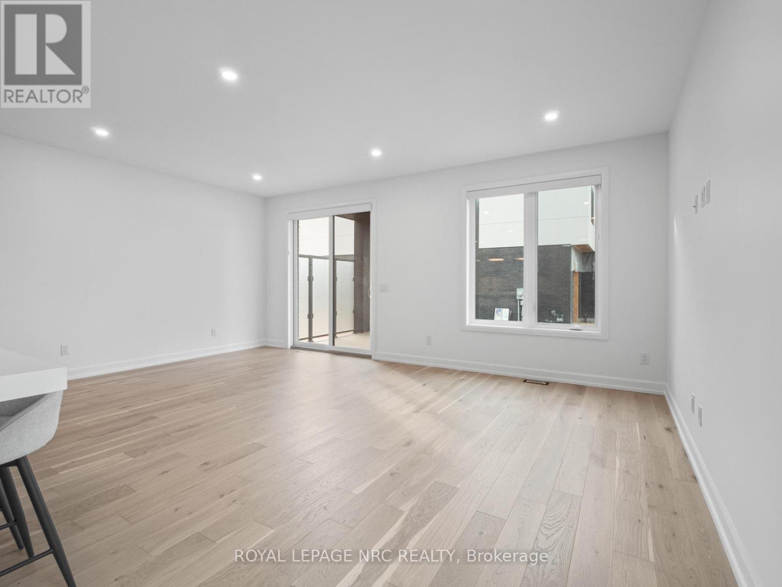 200 KLAGER AVENUE - 17