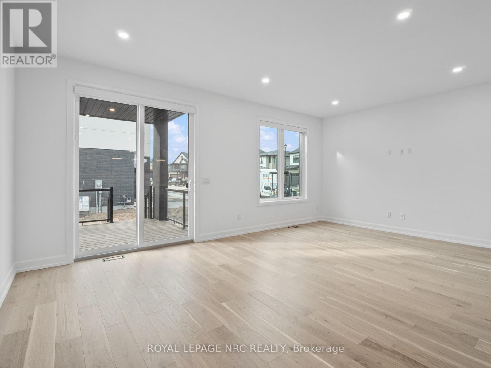 200 KLAGER AVENUE - 19