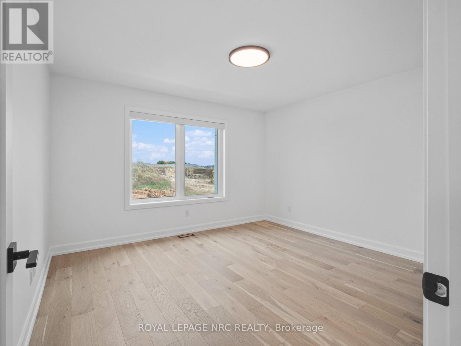200 KLAGER AVENUE - 22
