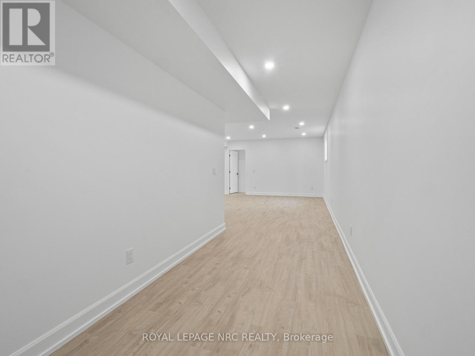200 KLAGER AVENUE - 30