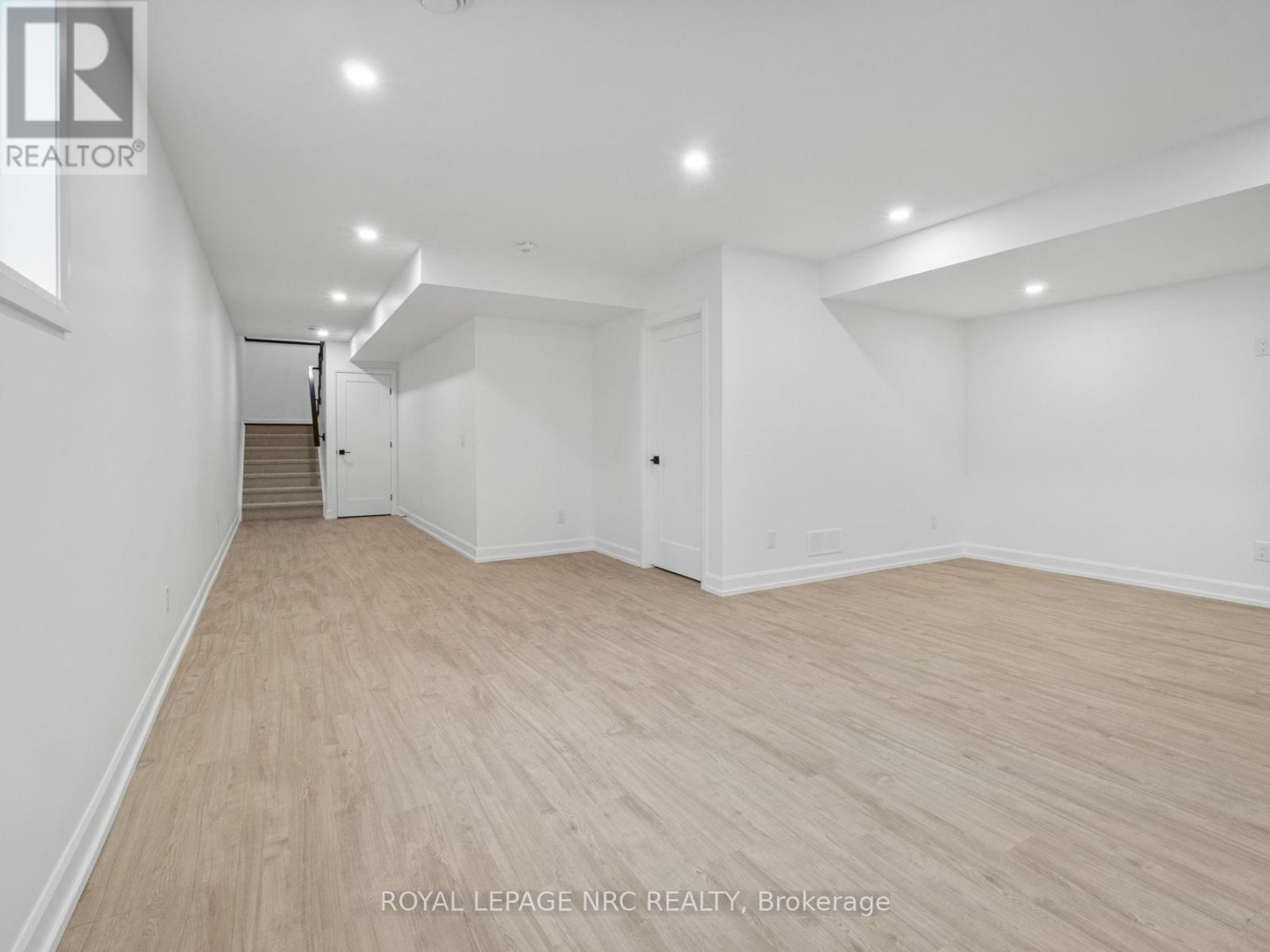 200 KLAGER AVENUE - 31