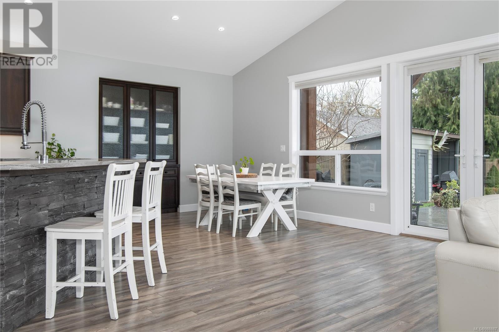 3819 Stuart Pl, Campbell River real estate listing 988887