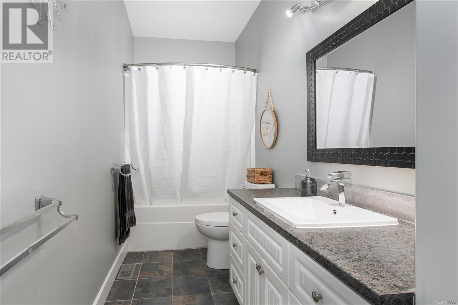 3819 Stuart Pl, Campbell River real estate listing 988887