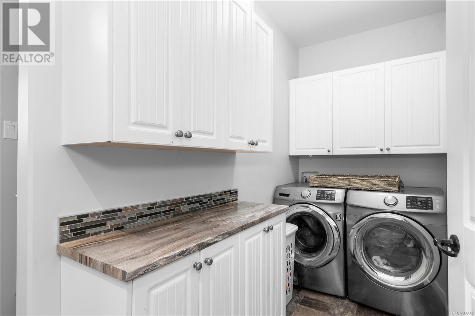3819 Stuart Pl, Campbell River real estate listing 988887