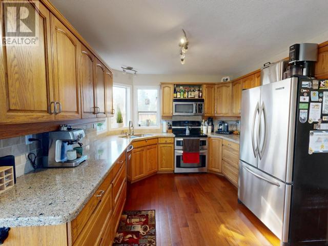 3396 CARIBOO AVE, Powell River