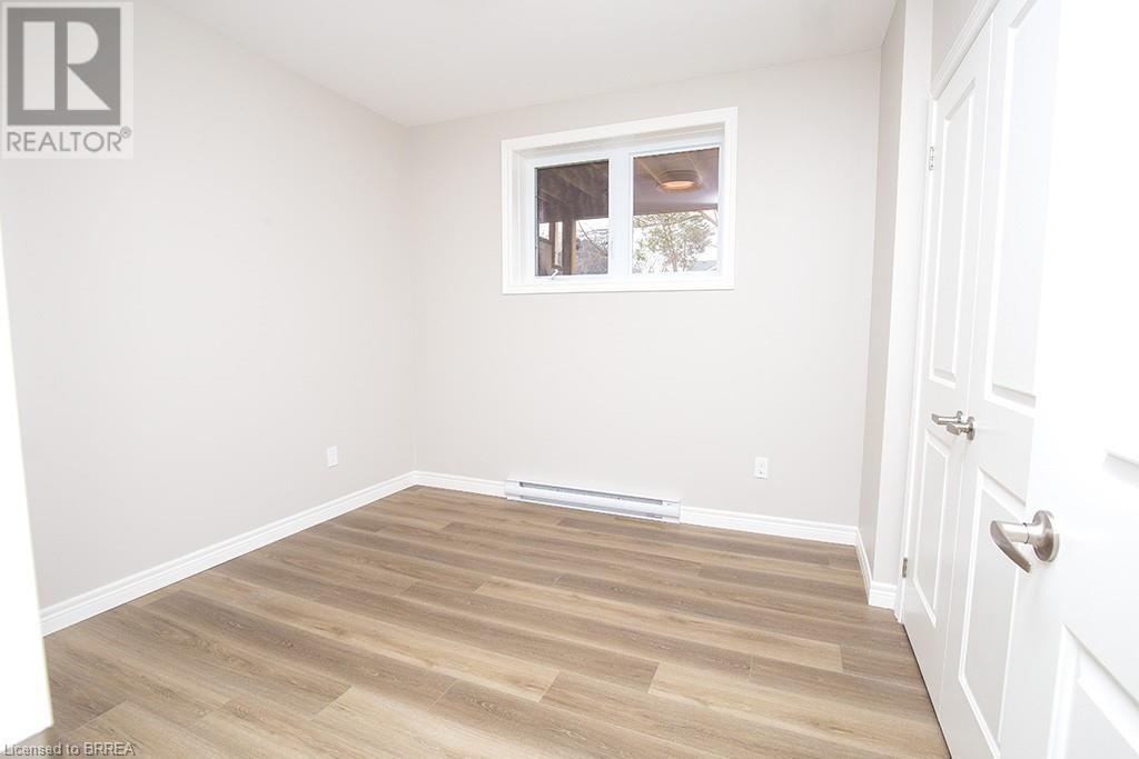 Photo 13 of 355 Wellington Street, Brantford ON