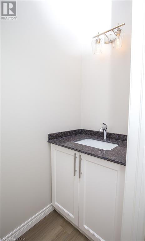 Photo 28 of 355 Wellington Street, Brantford ON