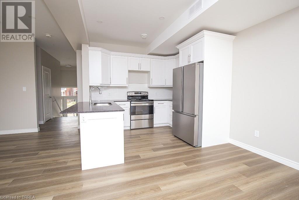 Photo 30 of 355 Wellington Street, Brantford ON