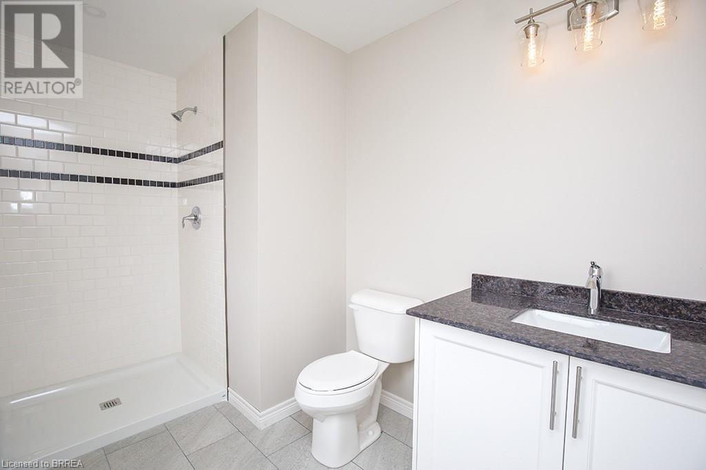 Photo 46 of 355 Wellington Street, Brantford ON