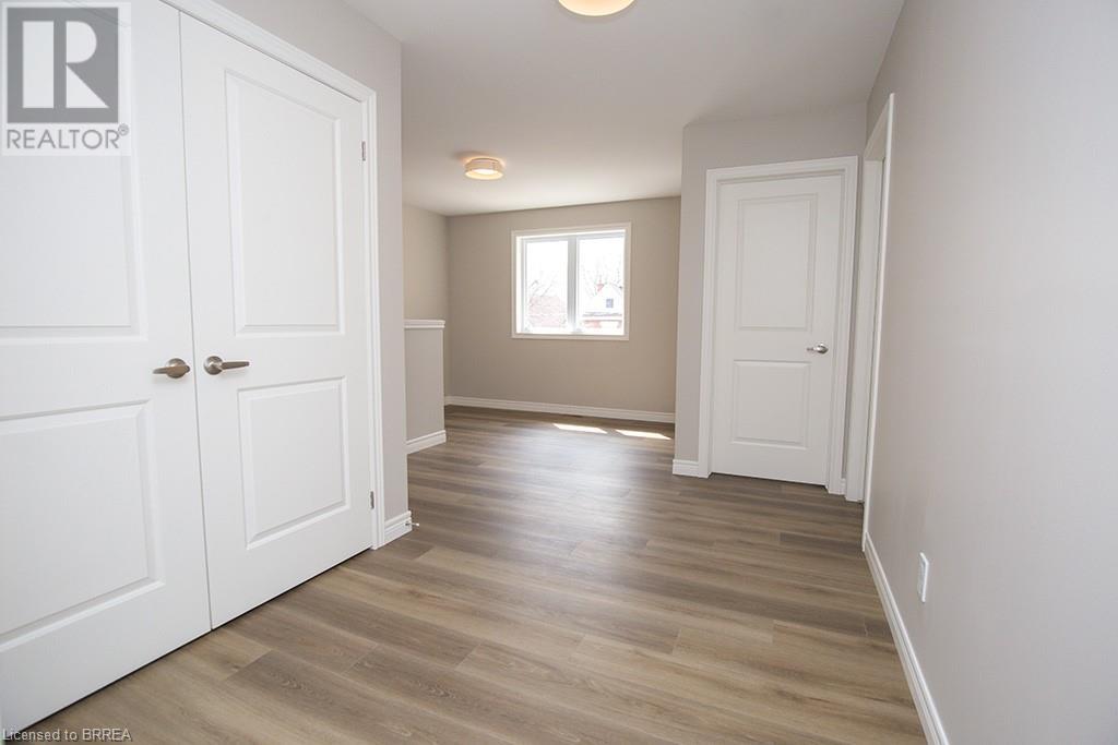Photo 50 of 355 Wellington Street, Brantford ON