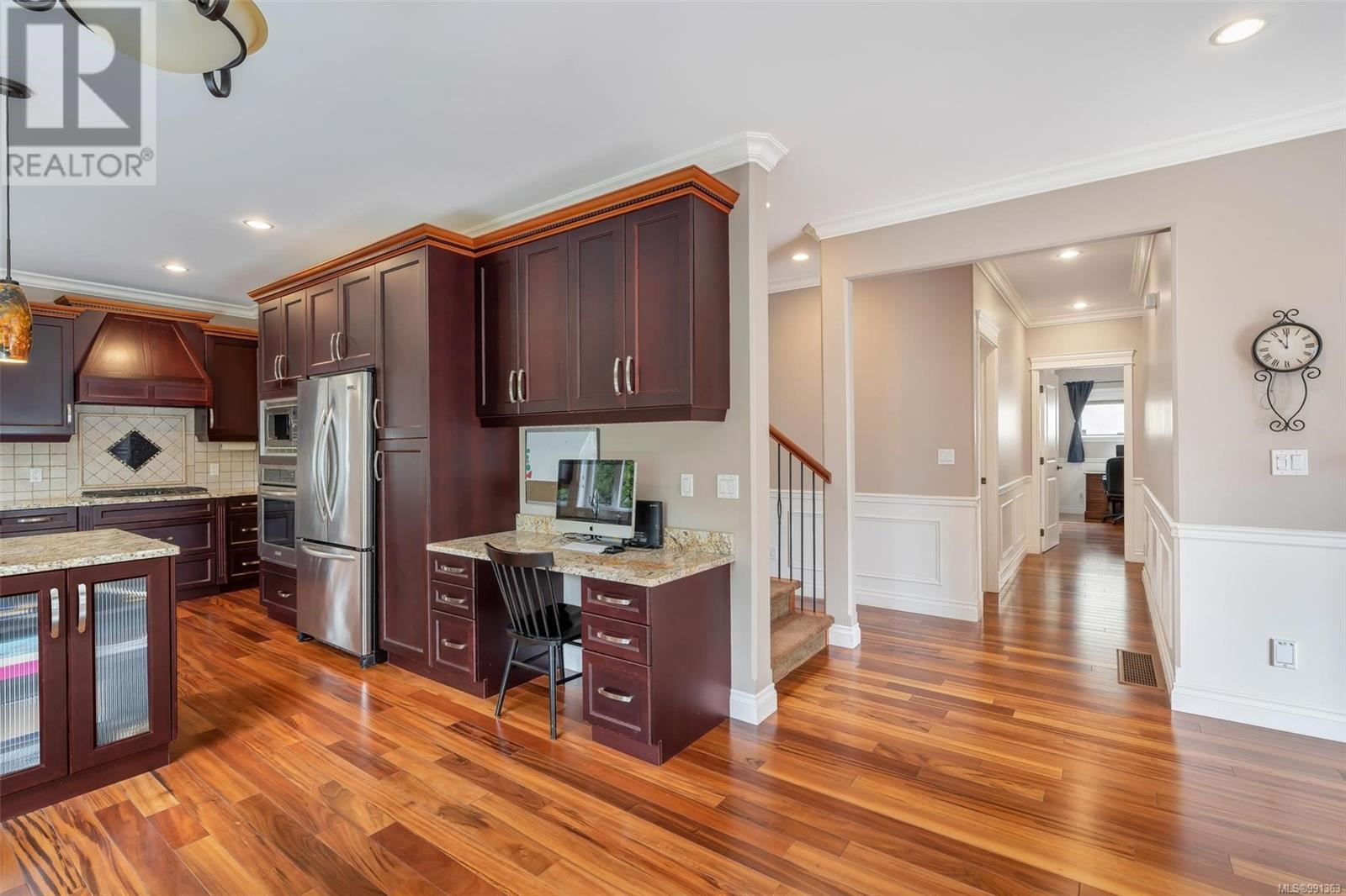 Photo 17 of 1705 De Sousa Pl, Saanich BC