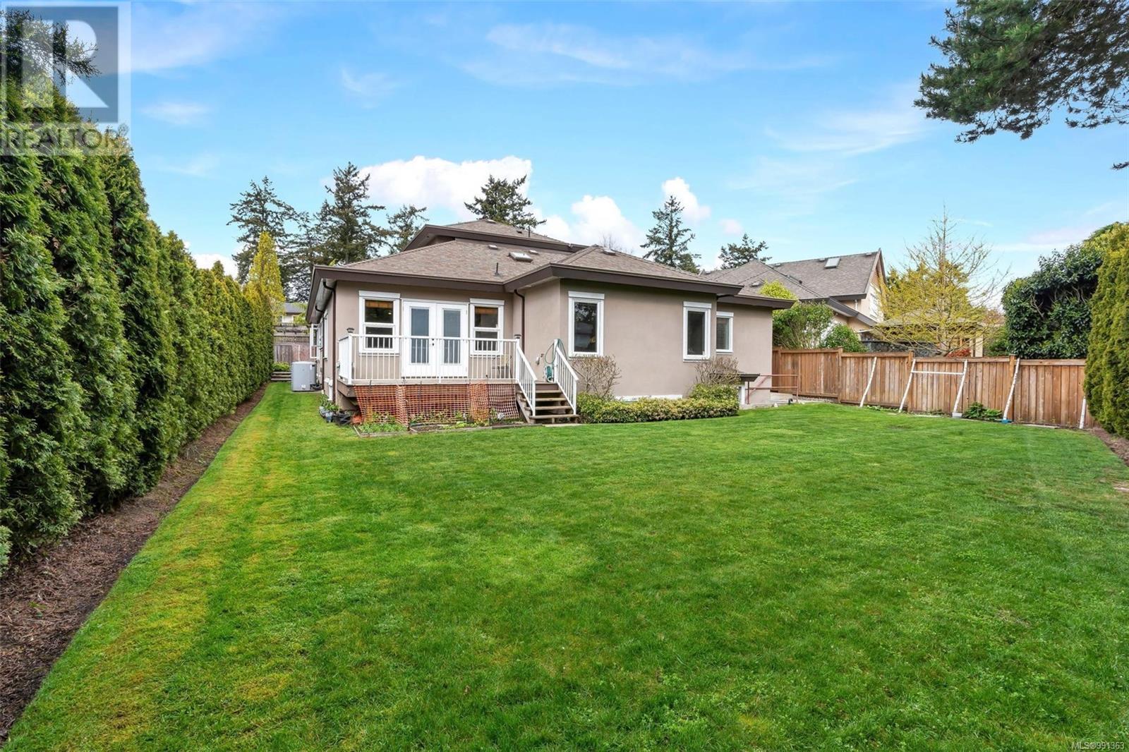 Photo 43 of 1705 De Sousa Pl, Saanich BC