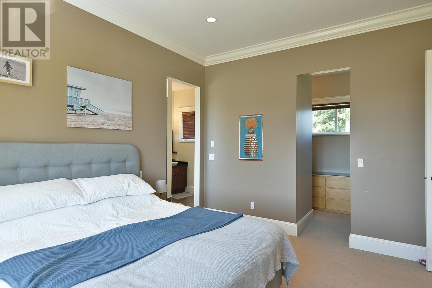 1464 SUNSET PLACE, Gibsons