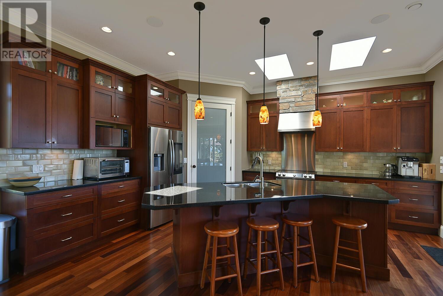 1464 SUNSET PLACE, Gibsons